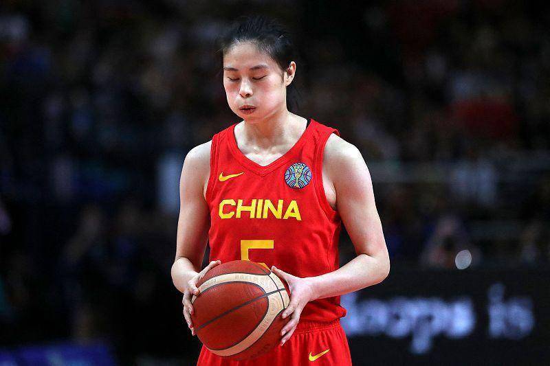 穆古鲁扎意外战胜加拿大队，锐不可当引爆全场！引发球迷热议