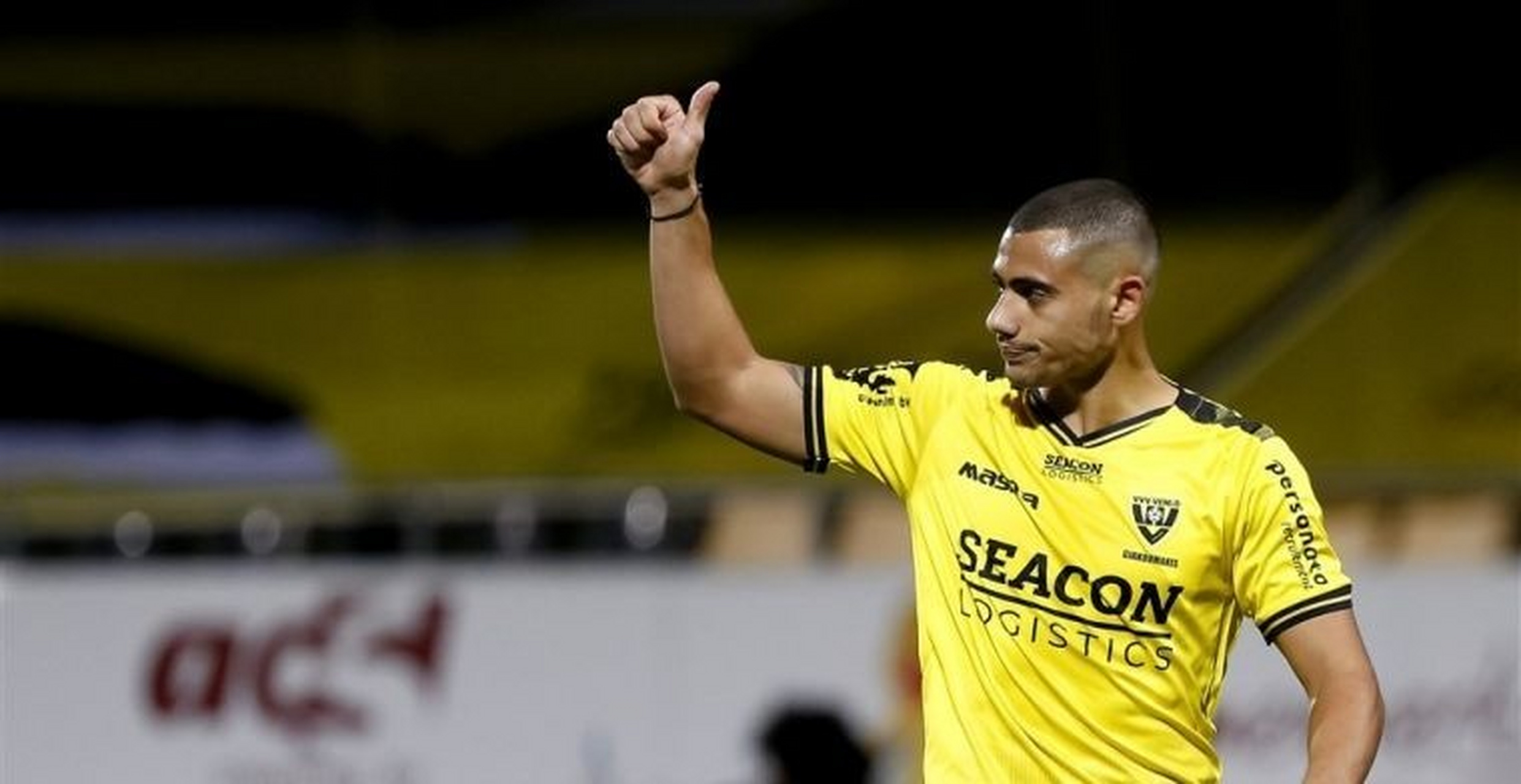 包含荷甲倒计时，深圳男篮清晨主帅复盘，细节引发关注，悬念犹存，心理建设被强调的词条